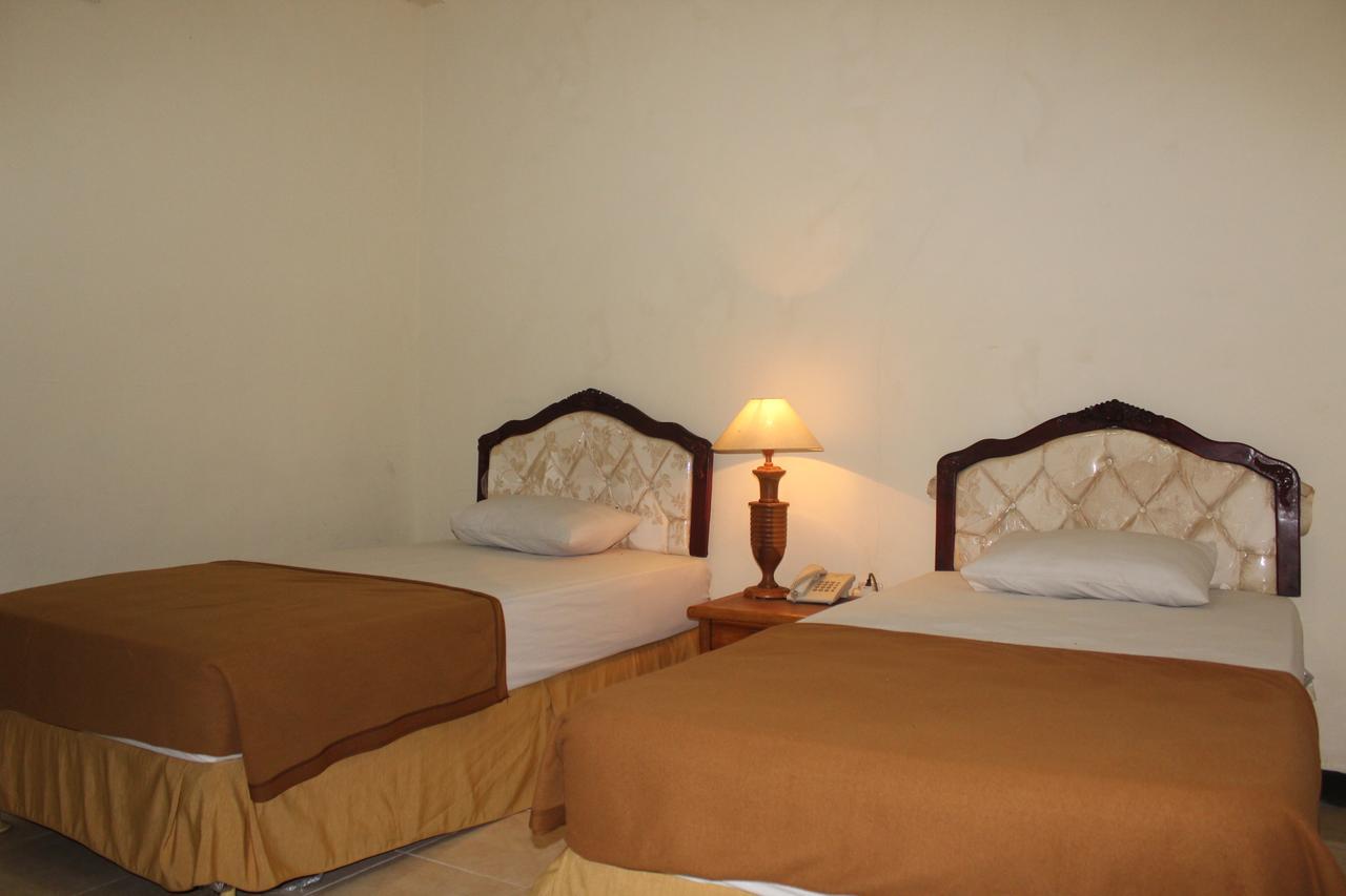 Sinar Bintang Hotel Padangan (East Java) Exterior photo
